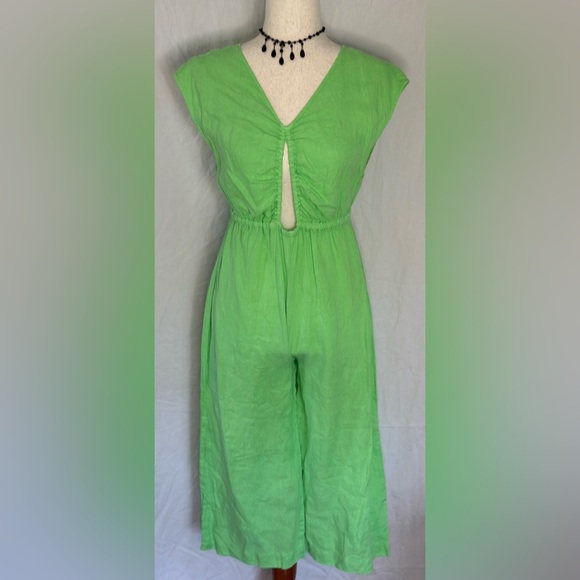 Zara Vibrant Linen Green Cut-Out Jumpsuit - Picture 1 of 16